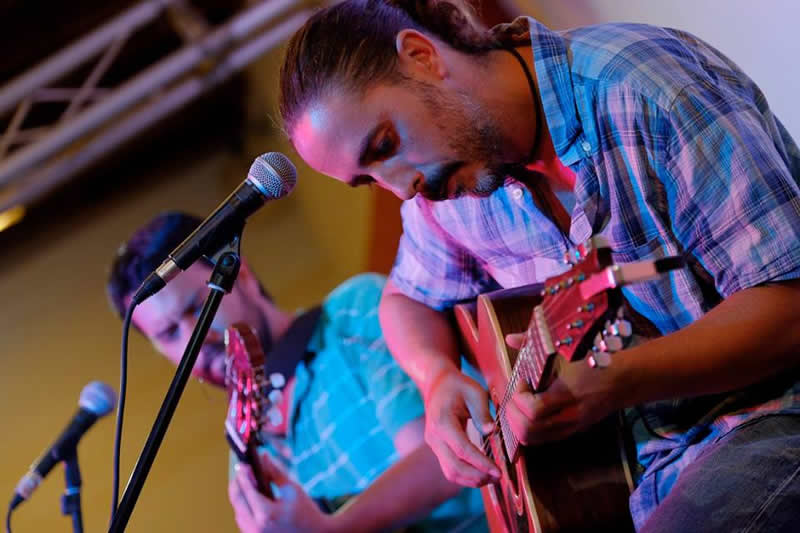 Concierto de Jesús Garriga y Ardiel Zaya
