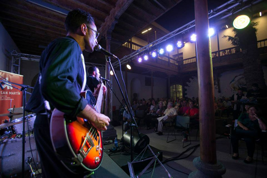 Concierto de Little Big Rebel & His Rockin