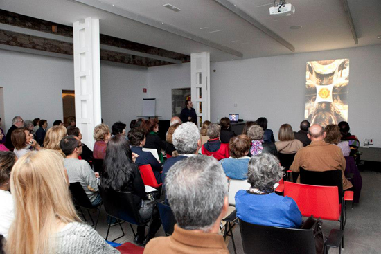 'Viajar por el arte', en Atenas y Creta